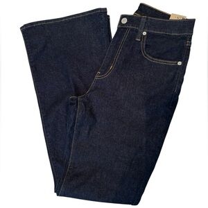 LEVI’S 726 High Rise Flare Size 29/30 **NEW**